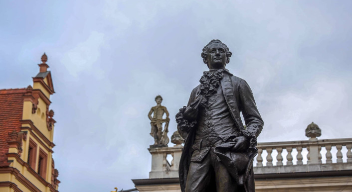 Goethe-Statue vor dem Rathaus in Leipzig