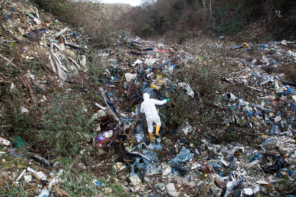 Überfachtet: jede Menge Unrat von Baustellen. Credits: CORRECTIV