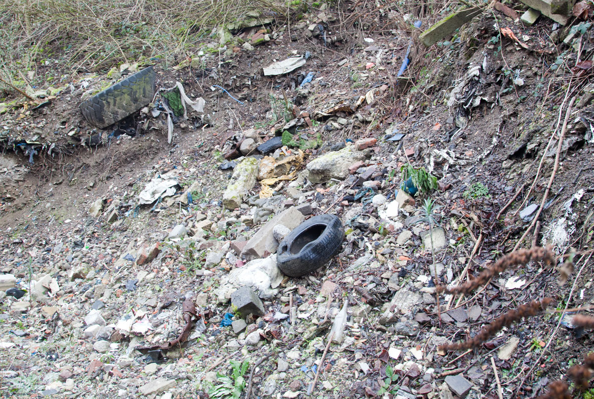 Insgesamt soll sich hier eine Million Tonnen Müll auftürmen. Credits: CORRECTIV