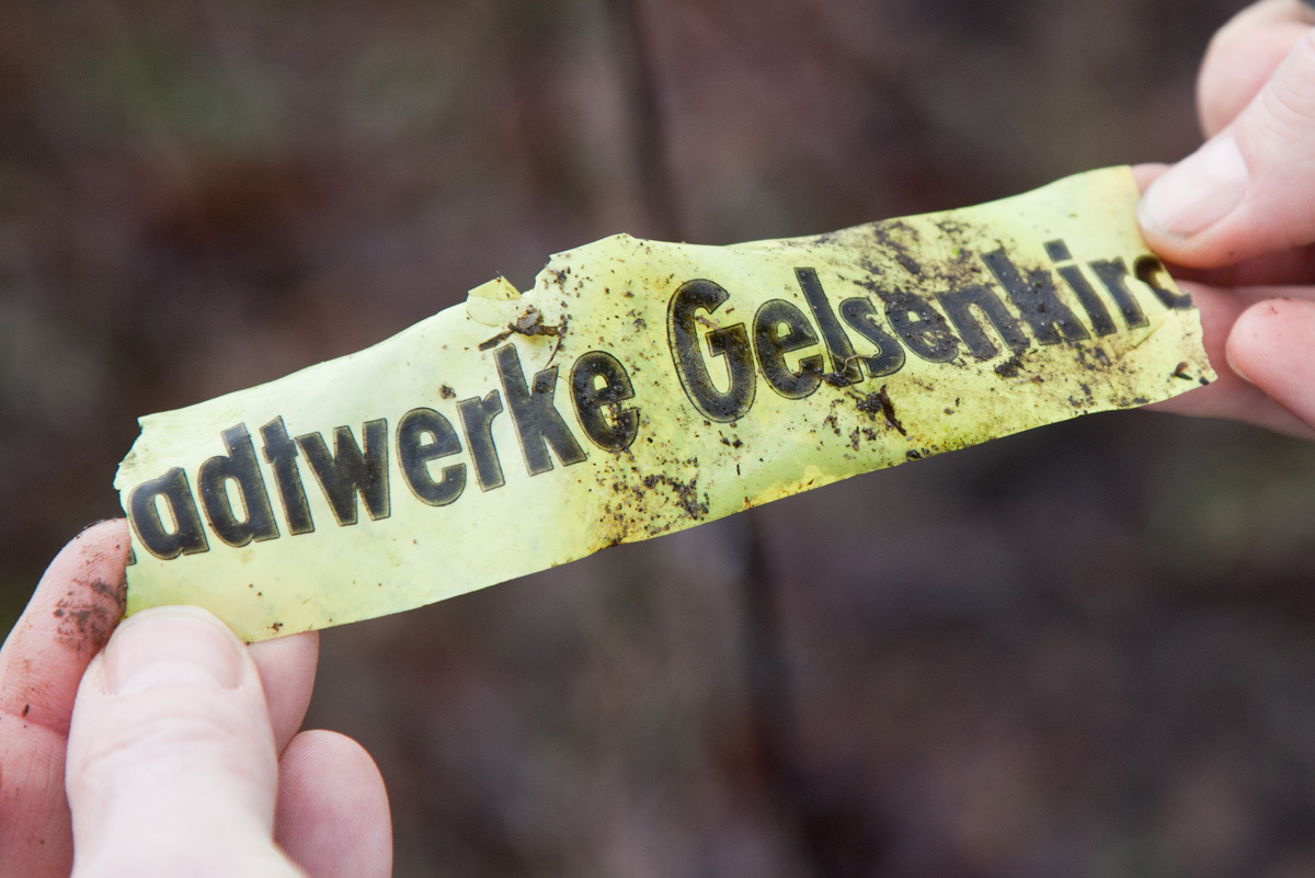 Fundstück auf der Halde: offenbar aus Gelsenkirchen. Credits: CORRECTIV