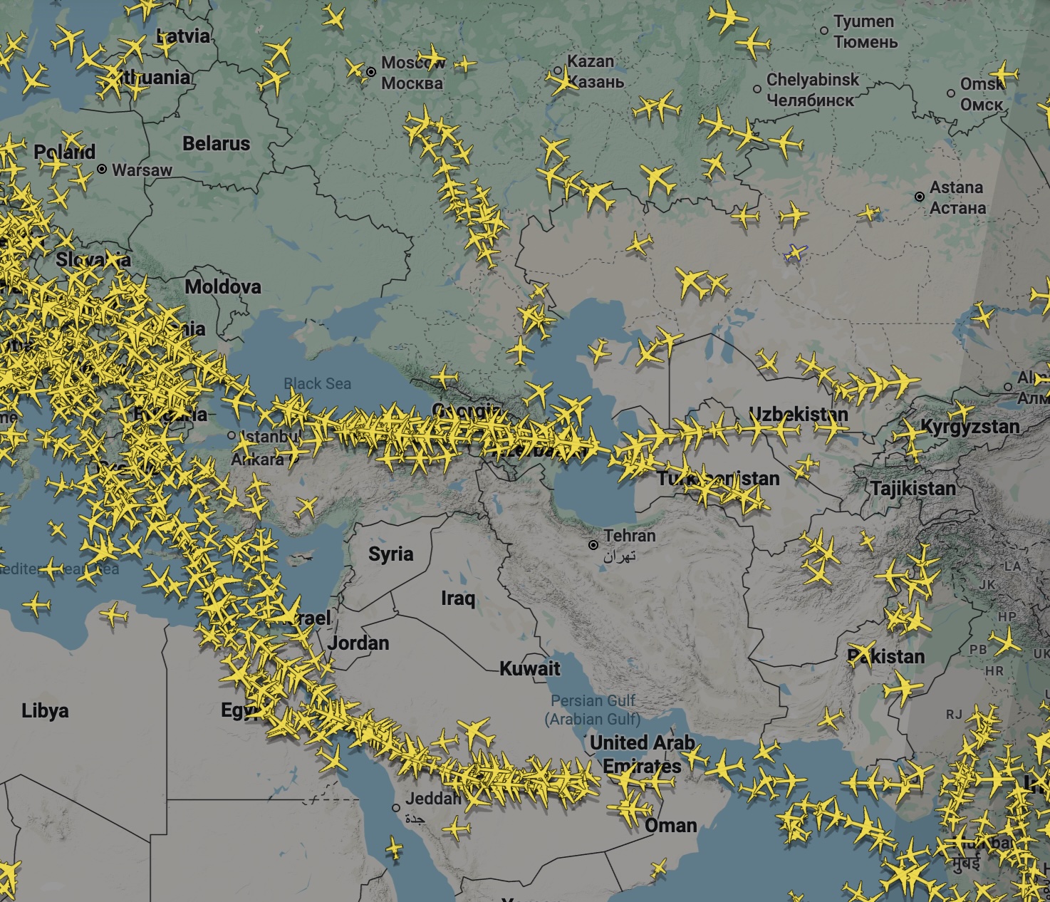 Flugverkehr während des Iran-Krieges. Screenshot: CORRECTIV / Fligthradar24 am 8. April 2026
