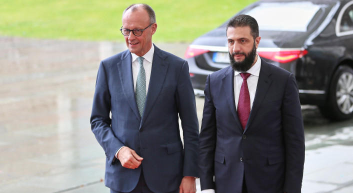 Bundeskanzler Friedrich Merz (CDU) und Ahmed al-Scharaa