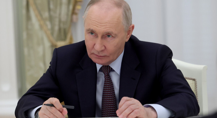 Laut einem Geheimdienst-Bericht eines EU-Staates hat Russlands Präsident Wladimir Putin zunehmend Angst vor Attentaten und Putschversuchen. Foto: Russian Foreign Ministry'S Offic/APA Images via ZUMA Press Wire