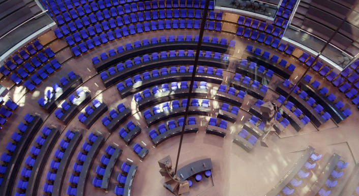 Gähnende Leere im Bundestag: Ganz so schlimm war es zwar nicht, doch bei der Abstimmung zum Bundespolizeigesetz waren deutlich zu wenige Abgeordnete im Plenum anwesend. Foto: picture alliance / Caro | Sorge
