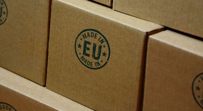 Die neue EU-Verpackungsverordnung zwingt viele kleine Versandhändler wegen hoher Kosten in die Knie. picture alliance / Visually | Skorzewiak