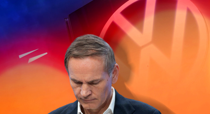 Vorstandschef Oliver Blume muss Sparpläne vor den Arbeitern rechtfertigen. Lage ist kritisch.  SVEN SIMON Fotoagentur GmbH