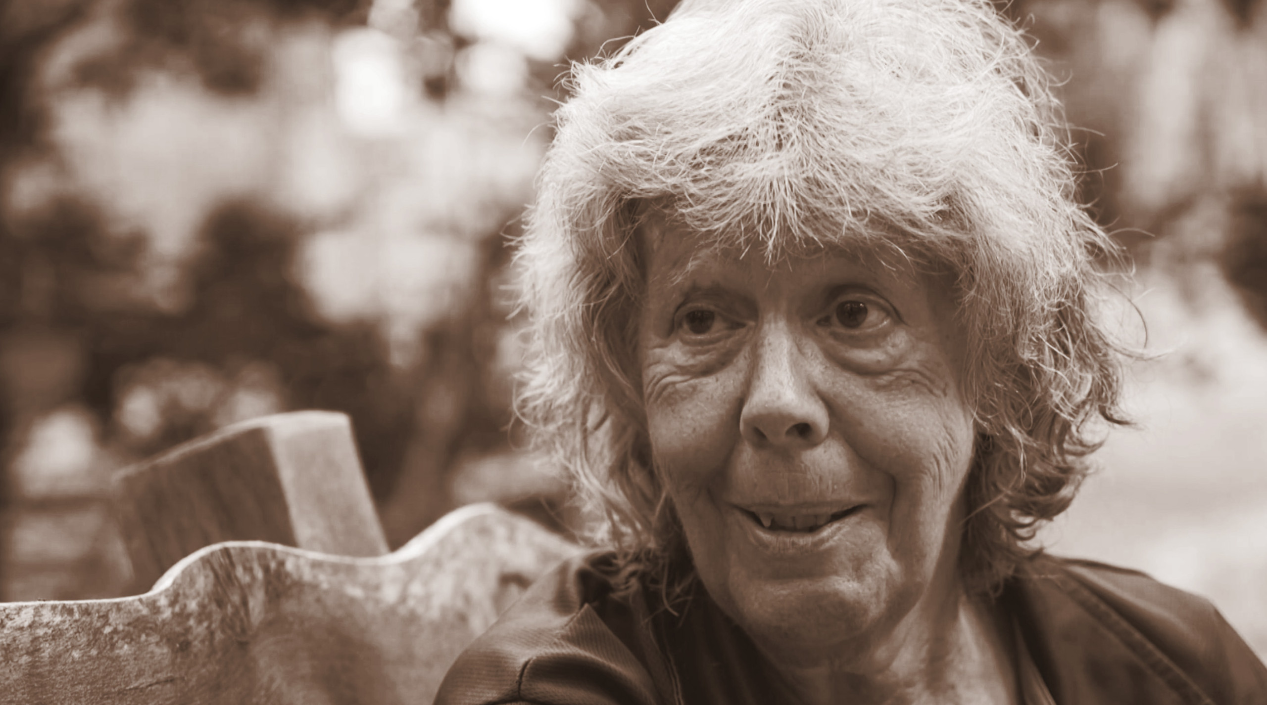 Das Bild zeigt das Gesicht von Eva Gross, 71.